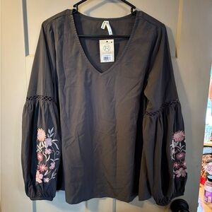Roper Bell Sleeve Blouse NWT